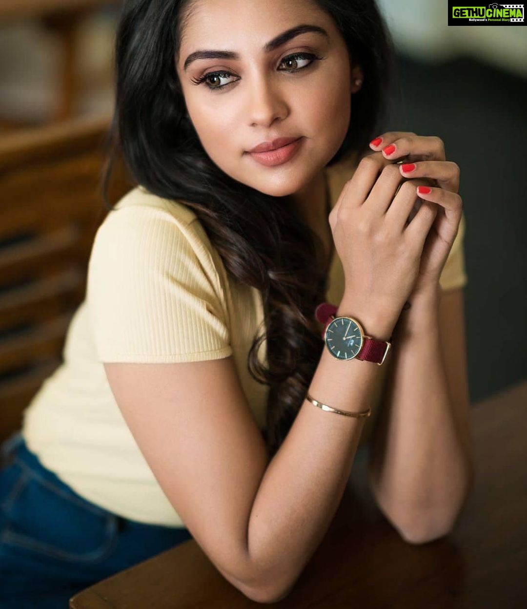 Smruthi Venkat Instagram - ✨ Pc @rahulravindran H&m @makeupandhairbyrehana