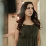 Smruthi Venkat Instagram - Pc @camerasenthil H&M @bbluntchennai