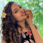 Smruthi Venkat Instagram - #curlyhair ✨ Pc @mithunksairam