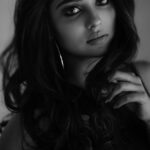 Smruthi Venkat Instagram - #bw Pc @anitakamaraj @rahulravindran h&m @reenapaiva