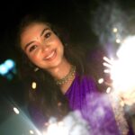 Smruthi Venkat Instagram - Happy Diwali guys ✨ May this festival of light brighten your life and bring happiness,joy and prosperity ✨ H&M @makeupandhairbyrehana Pc @hey_yash_here_