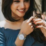 Smruthi Venkat Instagram - Add to cart kinda day with @danielwellington . In love with this bigger dial 36 mm unisex mesh watch. Plus, use my code DWXSMRUTHI to get an additional 15% off on the DW website or stores. #danielwellington  PC @rahulravindran H&M @makeupandhairbyrehana