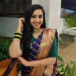 Smruthi Venkat Instagram - Saree love forever✨ #saree #dressup #weddings #sareelove #traditional #blueandgreen 💚💙