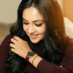 Smruthi Venkat Instagram - Love styling my outfits with @danielwellington watches. Use my code " SMRUTHI15" to get a 15% off on your purchase on the website and stores. #danielwellington #dwindia PC @deepak_durai_photography H&M @lakshmakeover_