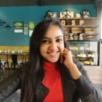 Smruthi Venkat Instagram - Life is better when you're laughing ✨ #laugh #happyhigh ✨