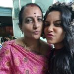 Smruthi Venkat Instagram - These beautiful souls who made me stronger ❤️ Women bring magic everywhere, Happy women's day to every women ✨ #womensday