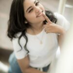 Smruthi Venkat Instagram - #happyhigh #white PC @camerasenthil H&m @makeupandhairbyrehana