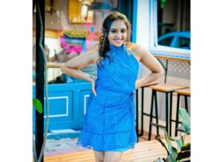 Smruthi Venkat Instagram - 💙 Pc @mithunksairam H&M @liyash_makeup_artist #cuteoutfits #bluedress #dressup