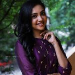 Smruthi Venkat Instagram – Always Wear a simple smile ✨
PC @__naked_eyes__ 
H&m @leandra_bombshellmakeup