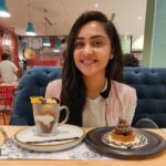 Smruthi Venkat Instagram – Movie and desserts kinda day 🥰 ✨