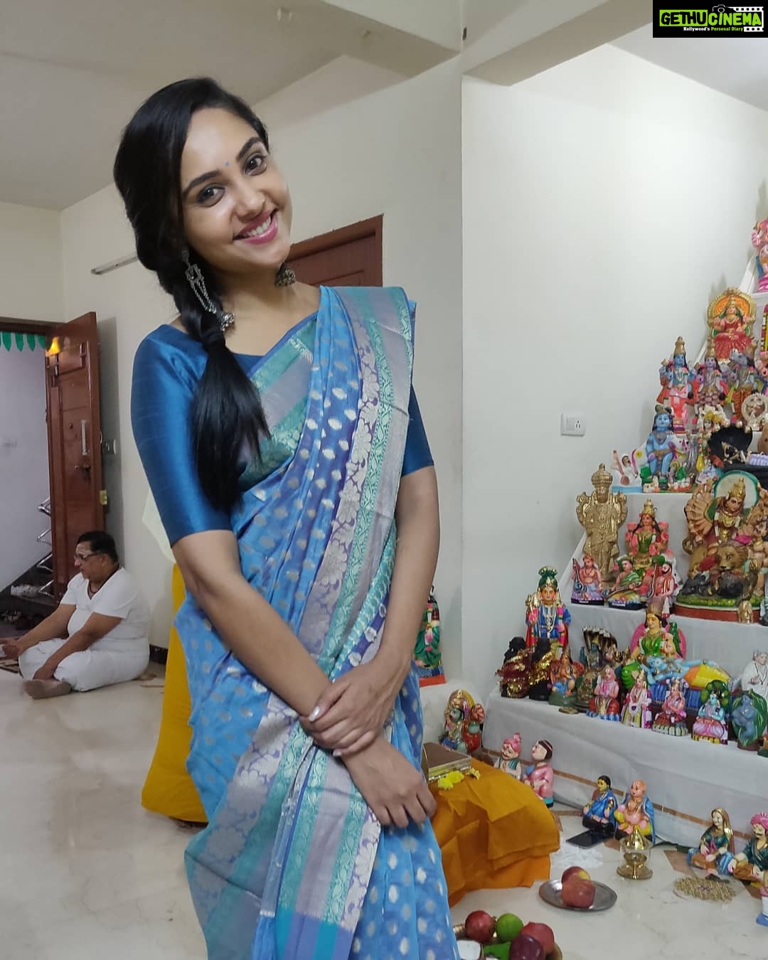 Smruthi Venkat Instagram - The 10th day of golu We celebrate the victory of good over evil A day to start afresh ✨