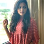 Smruthi Venkat Instagram - Believe you deserve it and the universe will serve it ✨ Pc @thetravelleraa