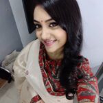 Smruthi Venkat Instagram - #sareeselfie 💓