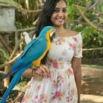 Smruthi Venkat Instagram – #balivacation #balisafari #blueandyellowmacaw #birdbeauty #happyme Bali Zoo Park Ticket