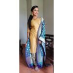 Smruthi Venkat Instagram - #inbetweenshots #workday #ootd #traditional #shootday #pose ✨ Styled by @preethi_nedumaran_official 💓