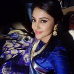 Smruthi Venkat Instagram - #sareeselfie ✨