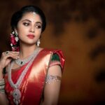 Smruthi Venkat Instagram - ✨ Pc @vickasraja Mua @preethiartistry Hair @jayashree_hairstylist Jewelry vivah 😍