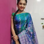 Smruthi Venkat Instagram - #sareelove #work #shotononeplus6 #inbetweenshots #smruthivenkat ✨😍