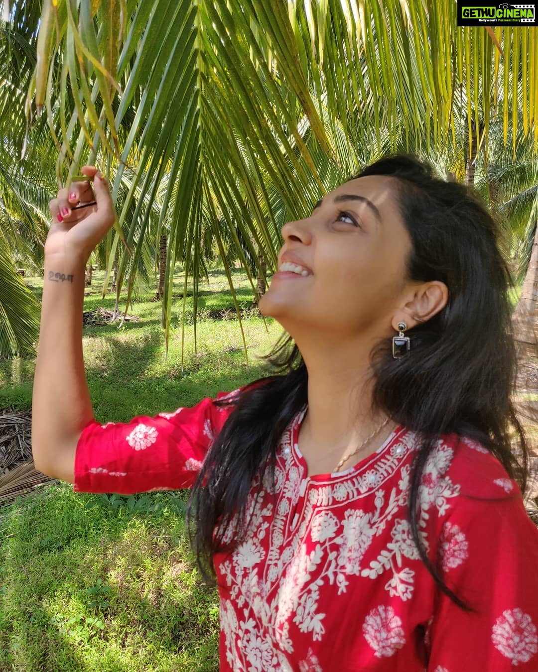 Smruthi Venkat Instagram - #naturelover #happyplace ✨ Vettaikkaranpudur, Tamil Nadu, India