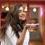 Smruthi Venkat Instagram - Last set of Holi pictures I promise🙈 #happyholi #holi #holiday @mithunksairam