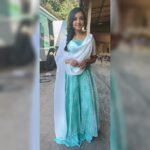 Smruthi Venkat Instagram - #workworkwork #shoot #inbetweenshots #tvc #smruthivenkat