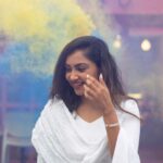 Smruthi Venkat Instagram - #happyholi ✨ #holi #color #fun Pc @mithunksairam