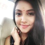 Smruthi Venkat Instagram - #selfiesaturday ✨