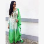 Smruthi Venkat Instagram - 🍀💚