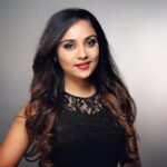 Smruthi Venkat Instagram - #tbt 🖤 pc @_narayanann ✨