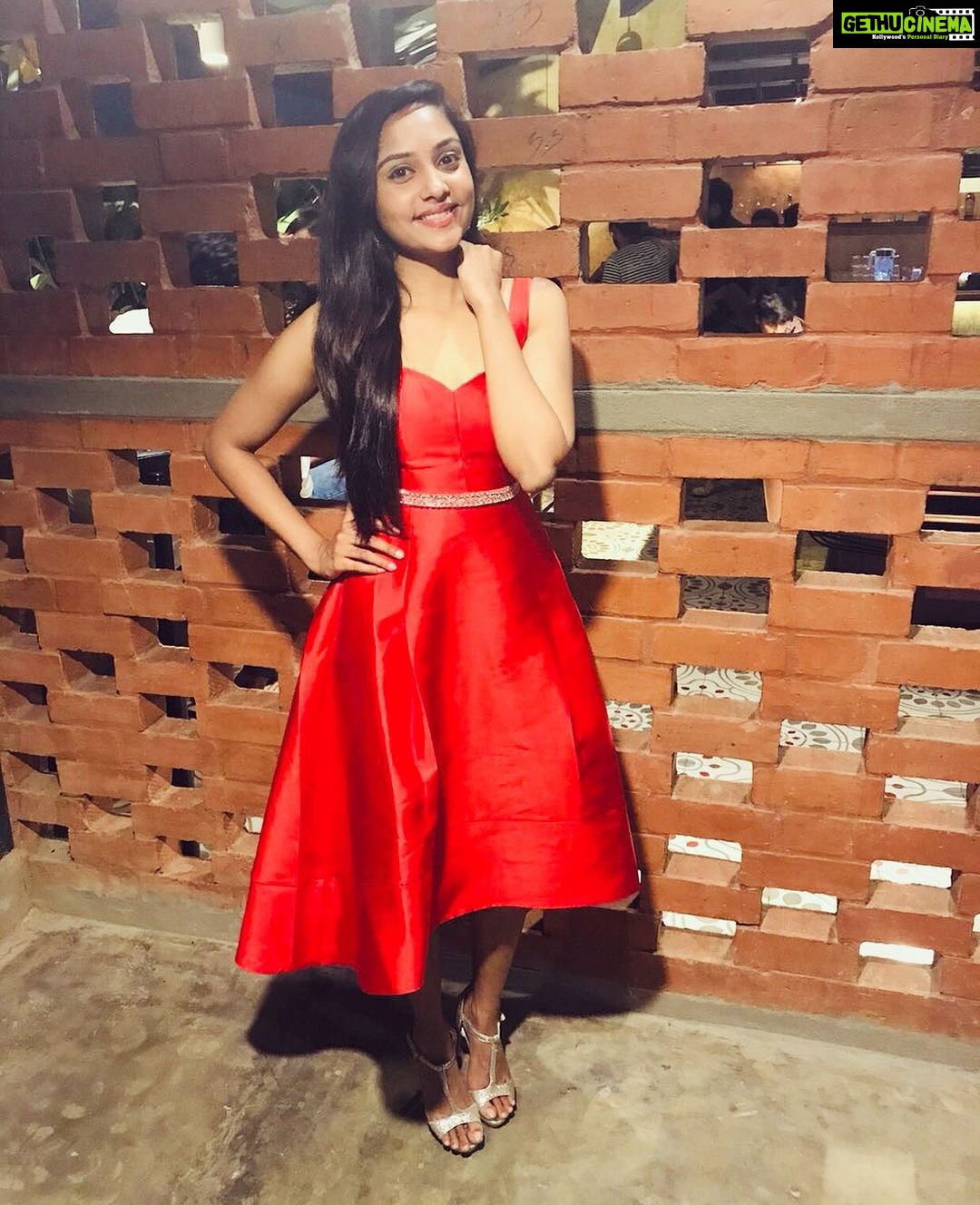 Smruthi Venkat Instagram - Just for the birthday dressππ»ππ»