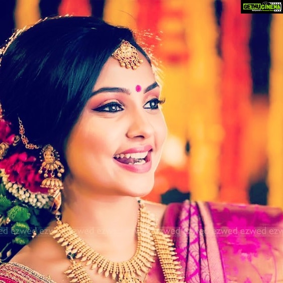 Smruthi Venkat Instagram - #tbt#saree#traditional#southindianbride#recentfav#work#shoot📷 Mua : @preethimakeup