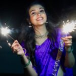 Smruthi Venkat Instagram - Happy Diwali guys ✨ May this festival of light brighten your life and bring happiness,joy and prosperity ✨ H&M @makeupandhairbyrehana Pc @hey_yash_here_