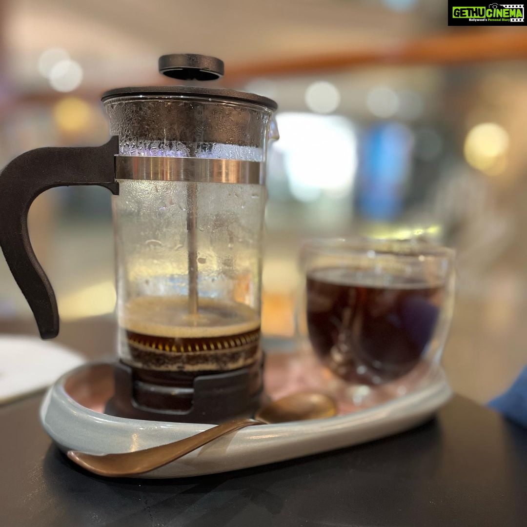 Sneha Ullal Instagram - There is nothing like a French Press Palladium Mall Lower Parel