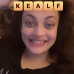 Sneha Ullal Instagram - 😀😀😀 this is fun #snehaullal #reelsinstagram #reels #wordjumble @alisha_chand07 see I’m making reels..☕️ Mumbai - मुंबई