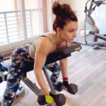 Soha Ali Khan Instagram – Back to basics ! #workout #fitness #back #backworkout @maheshfitnessclub