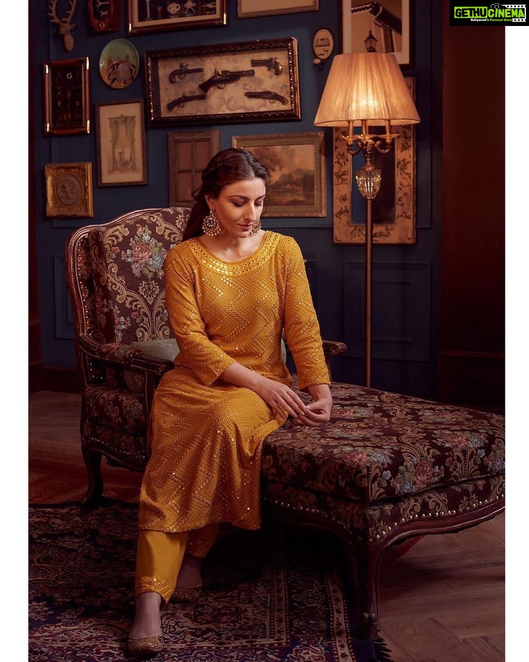 Soha Ali Khan Instagram - Eid vibes with @houseofpataudi available on @myntra