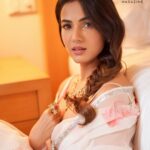Sonal Chauhan Instagram - A Royal Affair 🕊🌸🕊 . . . . . . . . . . . . . . . . . . . . . . Magazine: @culturedwedding Managing Editor: @yadav_manjeet Business Head: @divyanijain1925 Stylist: @juhi.ali Photographer: @dieppj Retoucher: @theretoucherbook Make-up: @vijaysharmahairandmakeup Hair: @chettiarqueensly @chettiaralbert Outfit: @lashkaraa Jewellery: @thehouseoframbhajos Location: @grandhyattmumbai Artist Reputation Management: @communiquefilmpr Co-ordinated by: @nadiiaamalik #love #sonalchauhan #tuesday #saree #indianfashion #floral #pastels