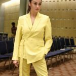 Sonia Agarwal Instagram - Thank you @style_with_seema @perfecto.v for this smart and bossy outfit ❤️ really appreciate the efforts you guys put to make this look come out so well in such short time. #sasansabha #motionposter #launch #hyderabad #panindianfilm #soniaagarwal #sa #yellowsuit #smart #bosslady