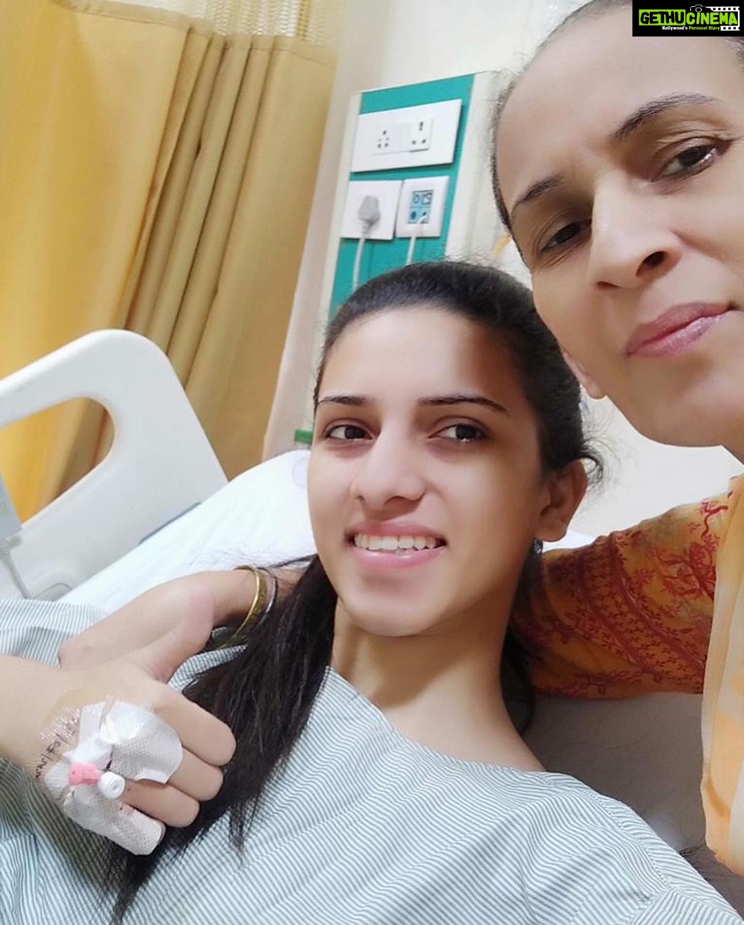Sonu Sood Instagram - When you see the positive impact you have had in other's lives, then it makes your life even more worthwhile. I met Amritpal 2 years ago when she urgently needed a knee surgery. She had huge dreams but circumstances didn't let her work for it. Helping her get there was one of the biggest honours of my life and seeing this medal in her hand today makes it all the more worth it. The All India Karate Champion Amritpal won the gold medal without giving even a single score to the opponents and will soon be representing India at the upcoming Commonwealth Championship in Birmingham. I am sure she will bring glory to all of us and the nation. Chak de Amritpal! @amrit_manpotra @sood_charity_foundation