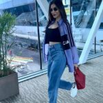 Sophie Choudry Instagram - Ever since I left the city…😍✈️ #trendingreels #trendingsongs #hotlinebling #jaipur #sundayvibes #traveldiaries #sophiechoudry #reelitfeelit #balenciaga