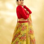 Sreemukhi Instagram - SAREGAMAPA ❤️✨ Styling @hemamanohar1 Outfit @anika_label Earrings @bcos_its_silver PC @chinthuu_klicks Make up @nookesh.malla Hair @shivaji_makeup_studios #sreemukhi #saregamapa #zeetelugu