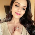 Sreemukhi Instagram - Dallas ✨✨✨ Press meet of “Ala Amerikapurramulo” Outfit @ivana_designers Styling @hemamanohar1 Jewellery @anyas_2020 MUA @makeupbysusmitha #dallas #pressmeet #usa #alaamerikapurramullo Irving, Texas