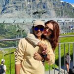 Sridevi Vijaykumar Instagram – Little moments ❤️
Big memories ❤️

#holiday#favouritedestination#myfamily#switzerland#mountains#memoriesforlife#happyfamily#togetherforever#love#live#laugh#withmyfavorites#enjoylife#behappy#vacation#holidayvibes#littlethingsmatter#europe#switzerland🇨🇭