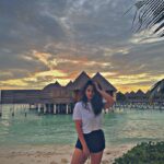 Sriya Reddy Instagram - Escaping one life to live another! #SriyaReddy #Fun #Trip #Vacation #VacationMode #VacationVibes #Excited