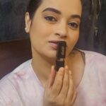Suja Varunee Instagram - Loving my everyday makeup look using @ibacosmetics Use my coupon code - SUJA20 to get extra 20% OFF on iba website I truly believe that what makes us beautiful must also be beautiful! @ibacosmetics believes in Clean Beauty! They are India’s First Halal Certified as well as Peta Certified Cruelty Free & Vegan beauty brand. Iba is totally free from all nasty ingredients such as animal fats, parabens, alcohol and sulfates. I am in love with their makeup range and so will you. #ibacosmetics #cleanbeauty #iba #crueltyfreemakeup #veganmakeup #petacertified #halalcosmetics #makeuplover #monsoonmakeup Chennai, India