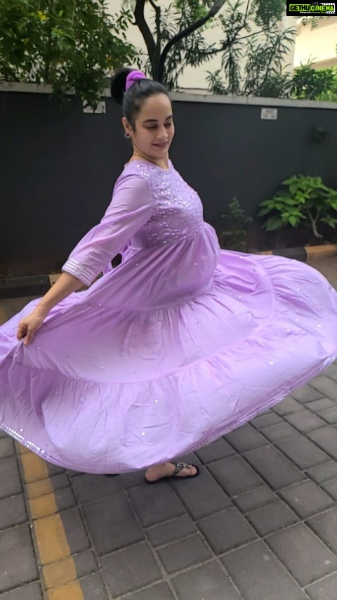 Suja Varunee Instagram - π Im in love with my new customized PURPLE gown from @fashionfiesta_kanchipuram π A young passionate female entrepreneur Rajeshwari is running this wonderful boutique! She has wide variety of collections! All superb quality! They customised my gown so perfectly They do both online and offline They have a boutique in Kanchipuram. They are selling kurtis , leggings, duppatta, girls kids dresses, designer collections,jeans, jeggings, and innerwears..π They also do worldwide shipping with extra shopping amount! Very budget friendly.. Support this wonderful female entrepreneur and buy your favourite dresses today ππ #femaleentrepreneur #passionate #womensupportingwomen #womenempowerment #womeninbusiness #womenfashion #womenempoweringwomen #womeninspiringwomen #womenstyle #womenentrepreneurs #ad