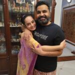 Suja Varunee Instagram - ❤️ You guys are the true meaning of “ Friends like Family”. ♥️ Thanks to my husband for giving me such an awesome family 🤗🥰 Happy birthday @idoctorg Anna, You are always caring, loving and a humble being! You are an inspiration! May god bless you with good health and wealth ❤️ Love you Anna 🤗 #friendslikefamily #friendsforever #loveyouall Chennai, India