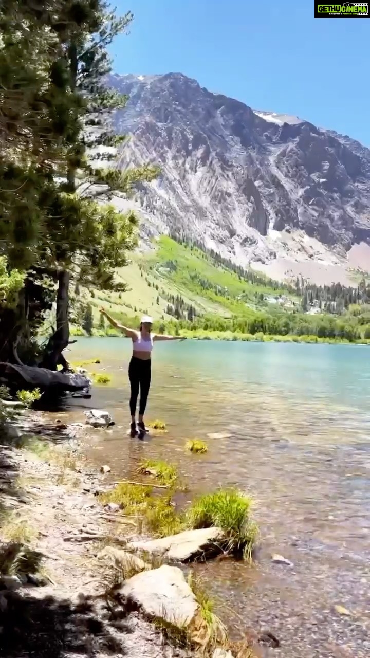 Sushma Raj Instagram - Strenuous 4 hours hike with my baby but totally worth at the end😍!!! #stunningview #parkerlake #mammothlakes Parker Lake