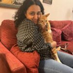 Swara Bhaskar Instagram - Non consensual hugs and cuddles with Lailaa.. 😻✨