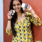 Swathishta Krishnan Instagram - For somone like me who sticks only to face washes and shower creams.. Handmade soaps from @sitara_soul was different delight to the skin.. Do you guys wanna know more about it.. Then click on the link in bio.. 🌸 .